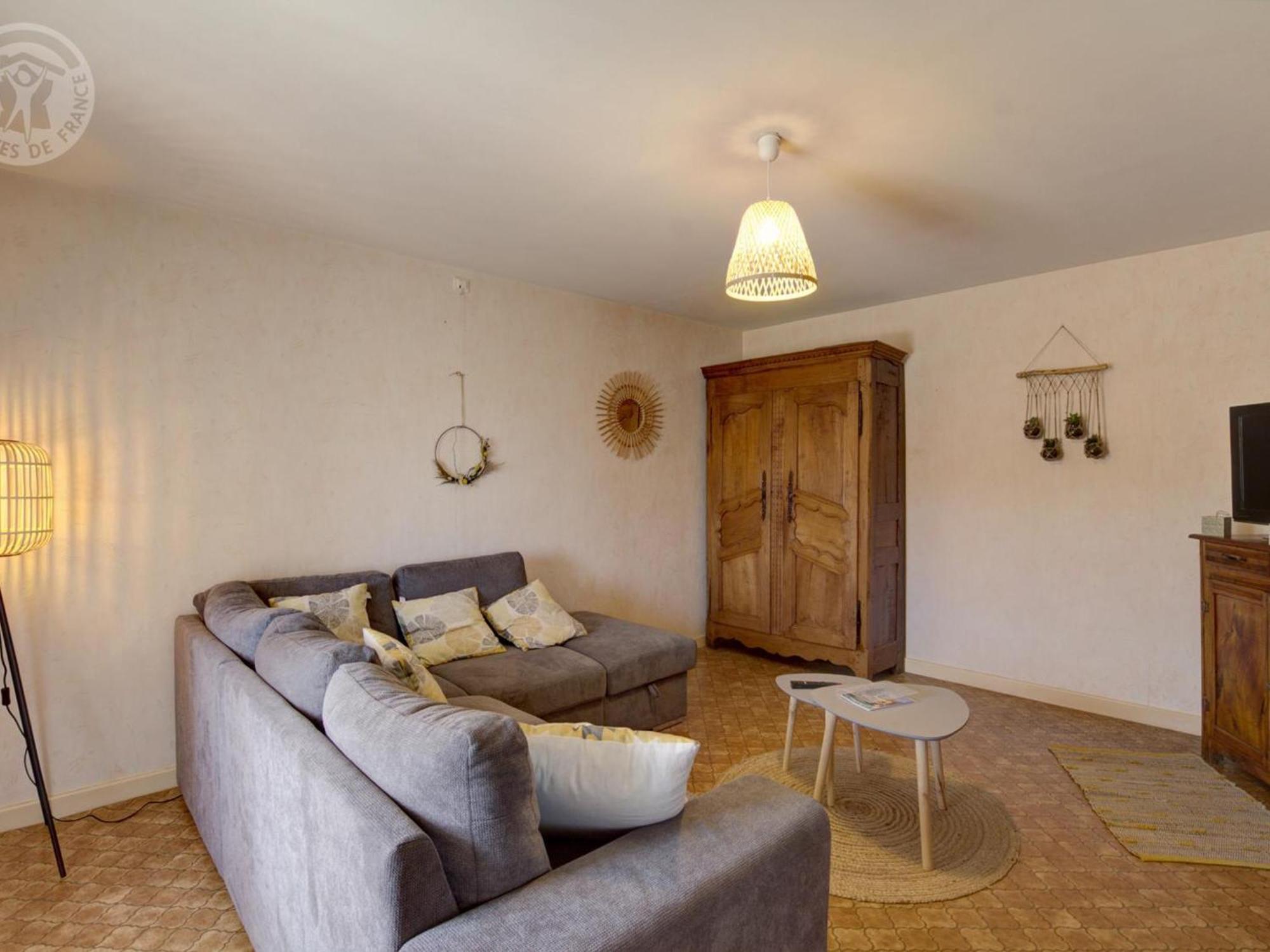 Gite De Charme Avec Jardin Et Wifi A Chalmazel-Jeansagniere - Fr-1-496-249 Exteriér fotografie